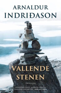 Omslag van de thriller Vallende stenen van Arnaldur Indridason.