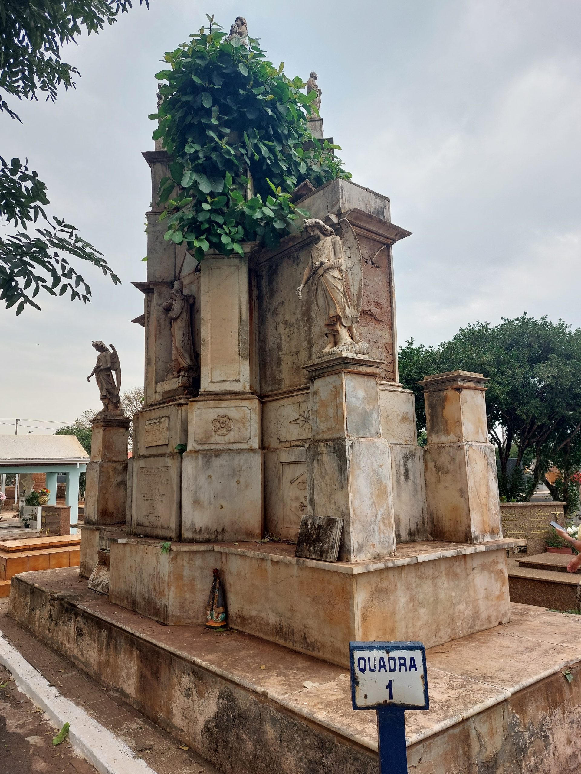 Een mausoleum o het Cemiterio da Saudade.